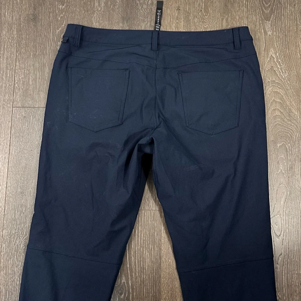 Lululemon ABC‎ Slim Fit Pant Warpstreme Sz 36 - Picture 5 of 5